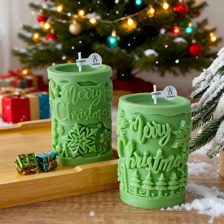 Christmas-Pillar-Candles 3