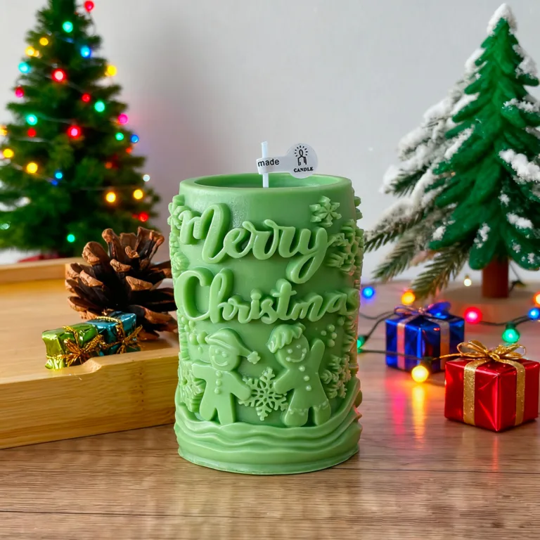 Christmas-Pillar-Candles 4