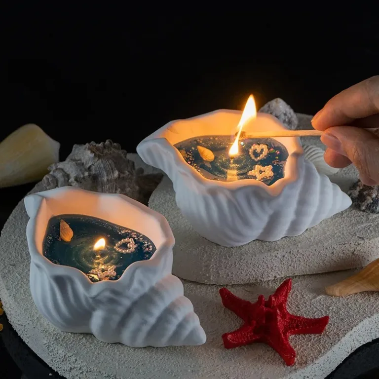 Eco-friendly conch-shaped gel candle in gypsum container with ocean-inspired design