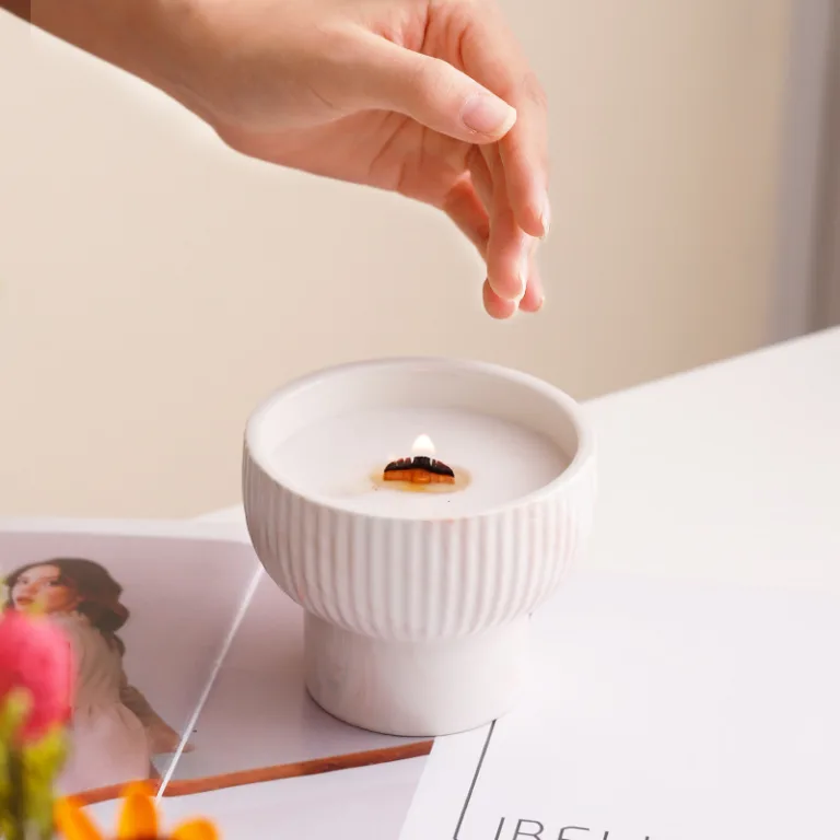 Ceramic Wood Wick Candle2
