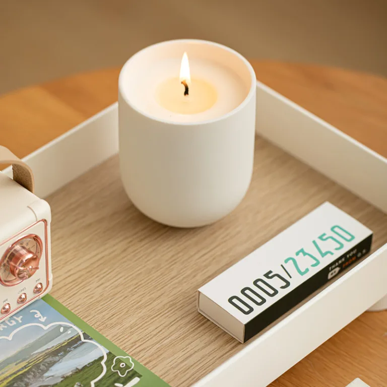 Minimalist White Ceramic Candle3